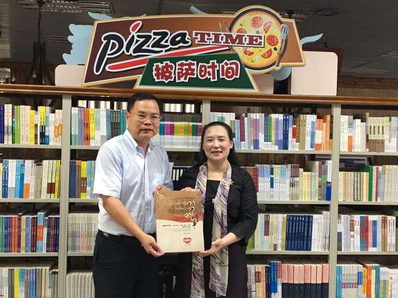 华江高中来访3.jpg
